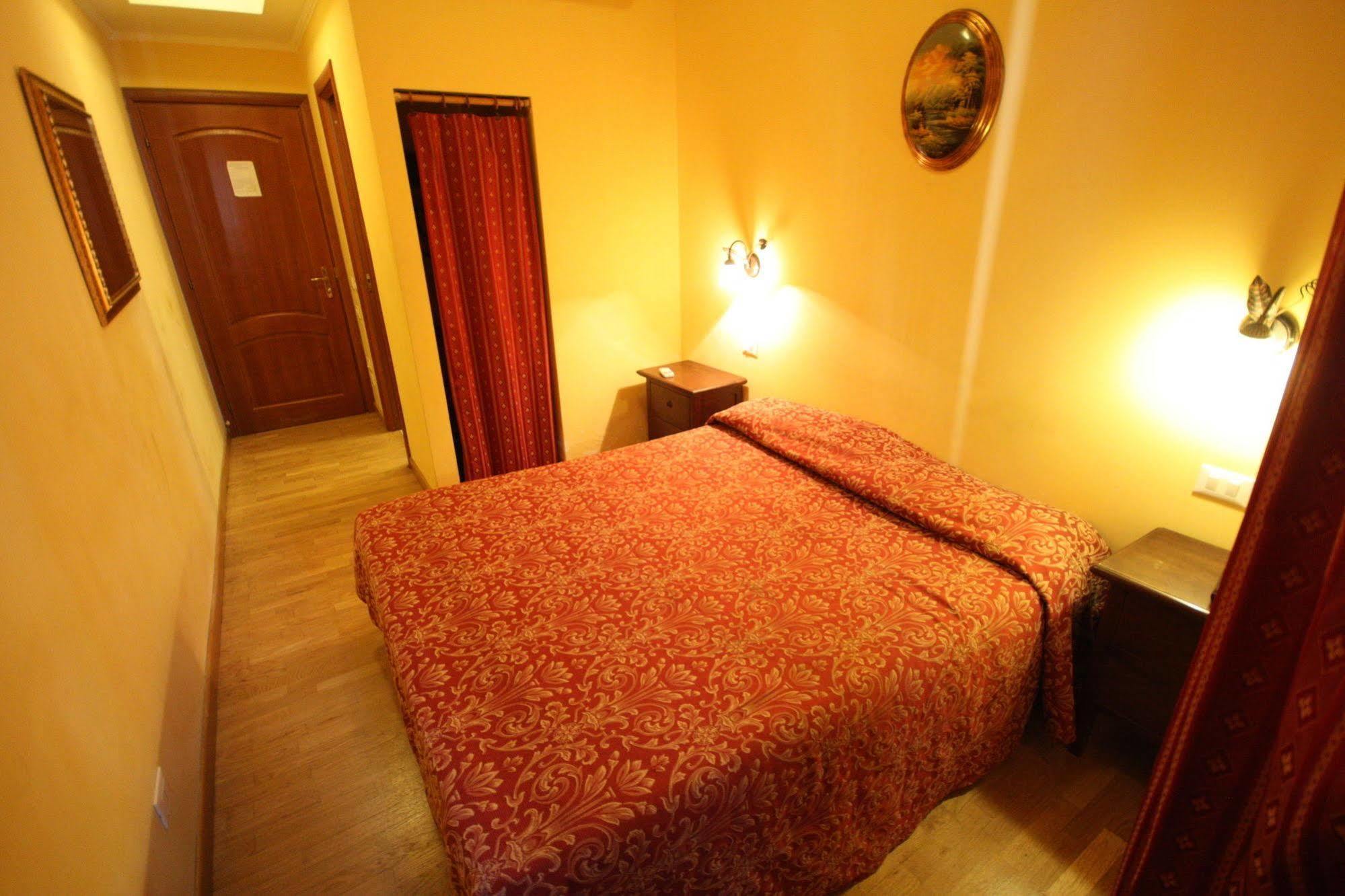 רומא Hotel Termini מראה חיצוני תמונה