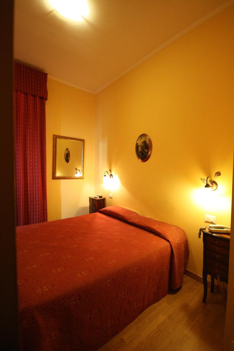 רומא Hotel Termini מראה חיצוני תמונה